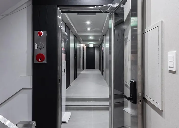 Via Jongno *